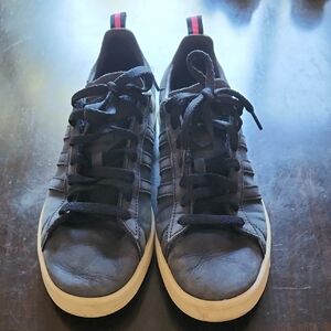 Adidas Classic Sneakers size 8.5